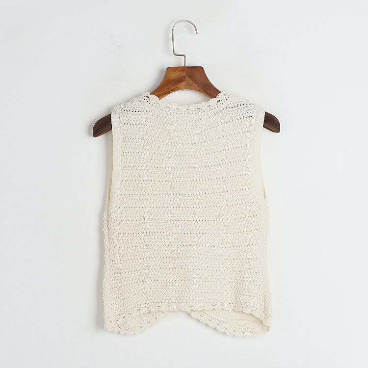 Knitwear |  Womens Knit Round Neckline Floral & Leaf Button Vest Clothing Coffee